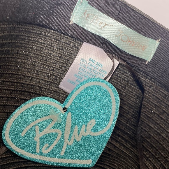 Betsey Johnson | Black ‘Just Married’ Floppy Sun Hat | One Size - Picture 4 of 6